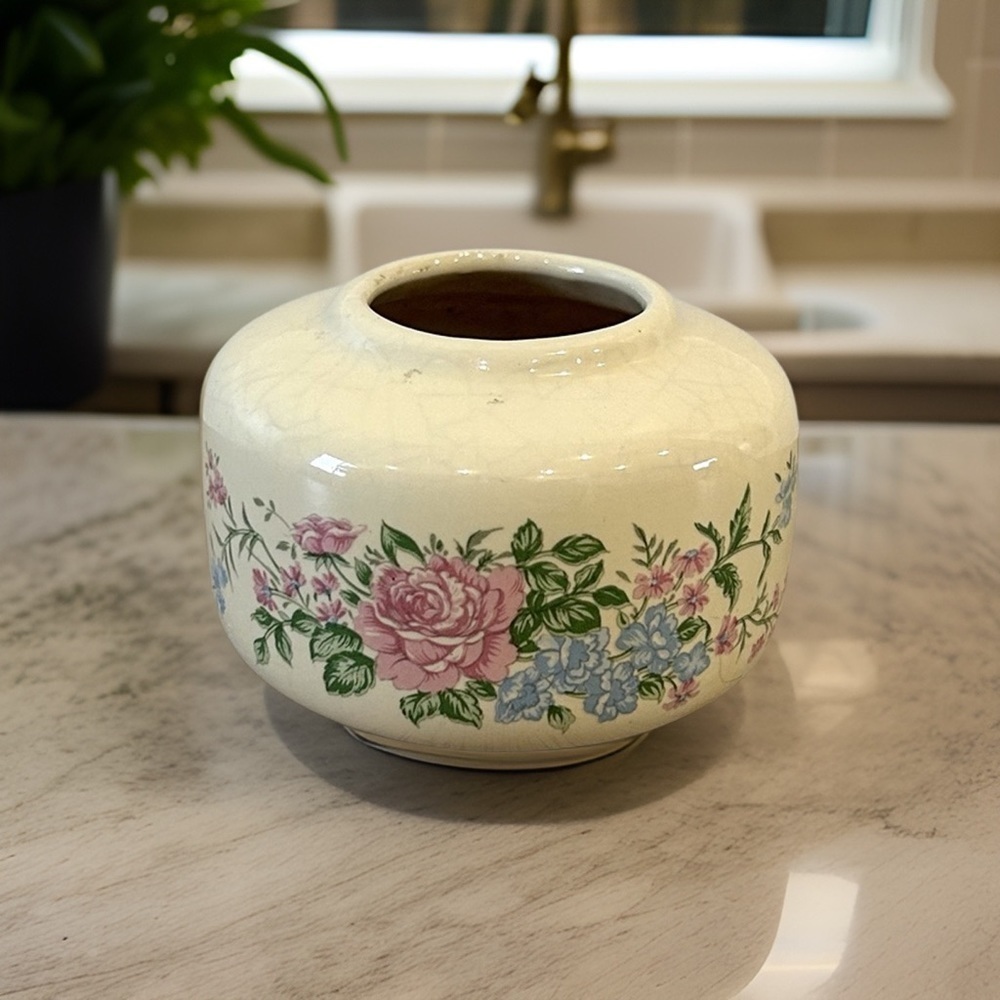 Vintage Small Vase/Incense Holder